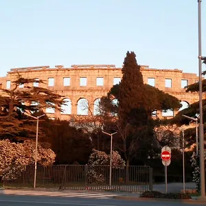 In Center Appartement Pula