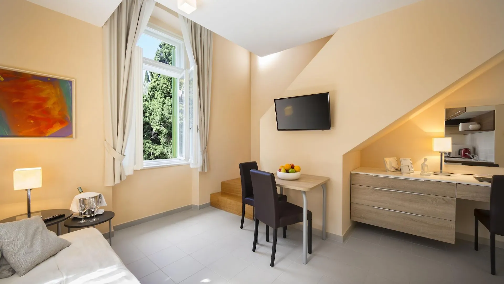 Apartments Atlanta - Liburnia Lovran 0*,  Croatia
