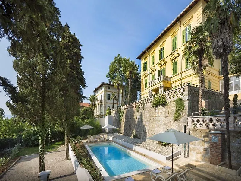 Apartments Atlanta - Liburnia Lovran 0*,  Croatia